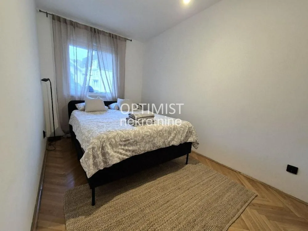 Rent, two bedroom apartment, 50m², Crveni Krst, Beograd