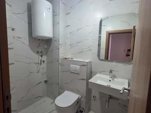 Prodaja, jednosoban stan, 45m², Lazi, Budva - image 8