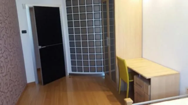 Izdavanje, četvorosoban stan, 180m², Vračar Sve Podlokacije, Beograd