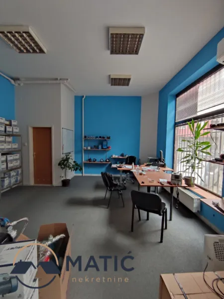 Sale, office space, 76m², Bulevar Oslobodjenja, Novi Sad Sve Podlokacije