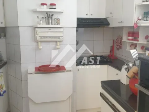 Izdavanje, trosoban stan, 65m², Grbavica, Novi Sad Sve Podlokacije - image 3