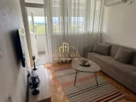 Izdavanje, dvosoban stan, 75m², Pejton, Podgorica - image 6