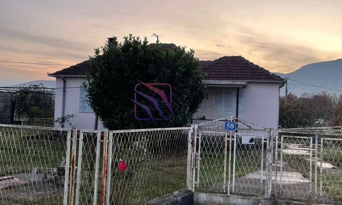 Sale, house, 80m², Botun, Podgorica