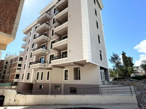 Sale, two bedroom apartment, 69m², Šušanj, Bar - image 4