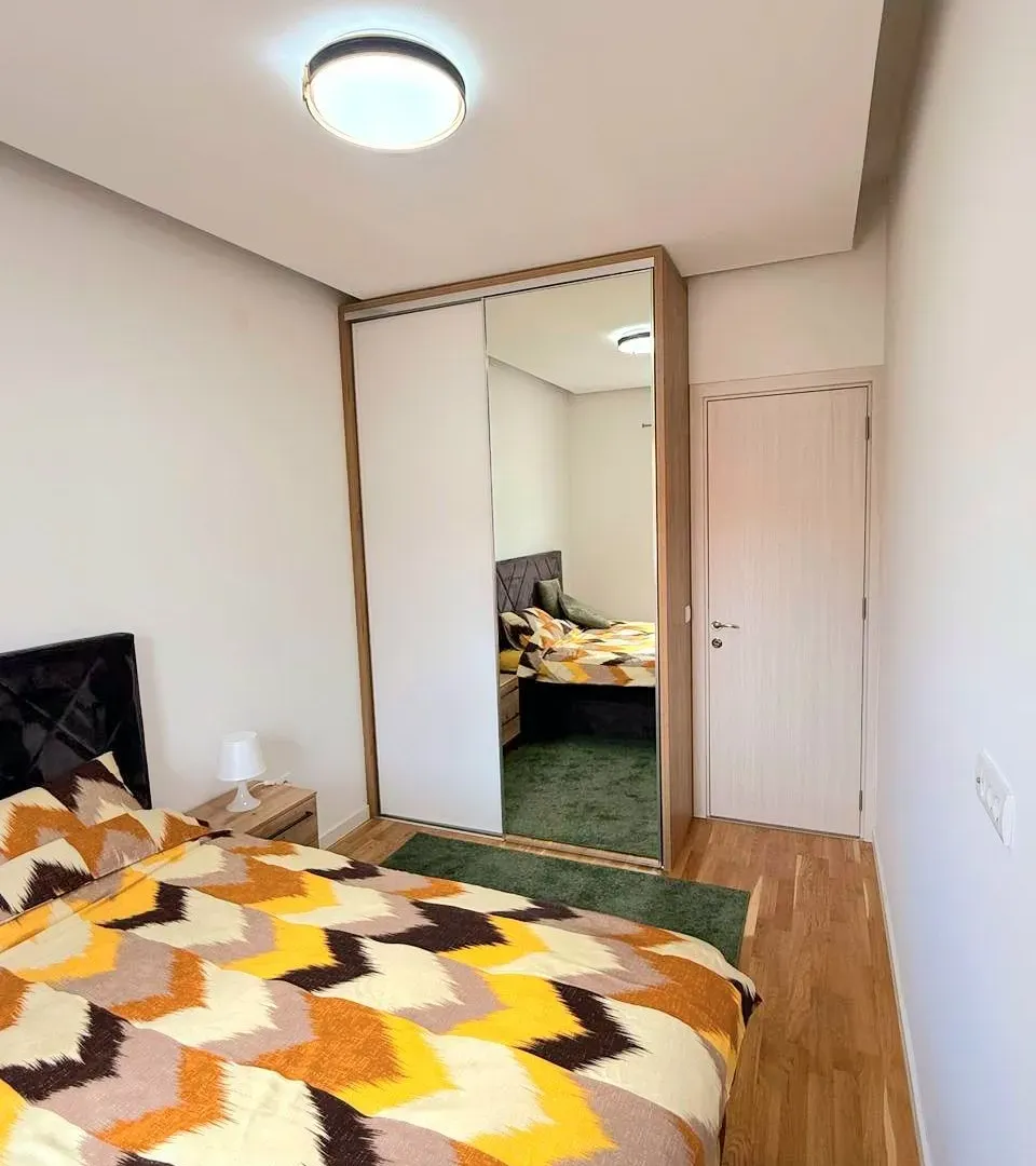 Izdavanje, jednosoban stan, 50m², Centar, Cetinje