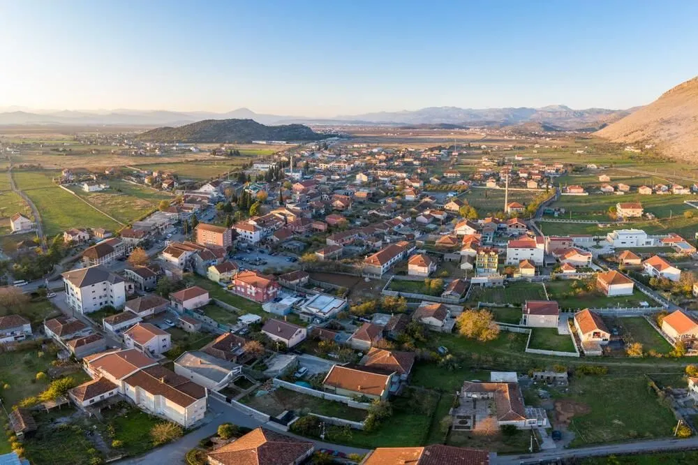 Rent, house, 162m², Tuzi, Podgorica