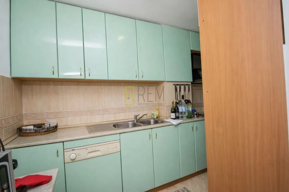 Prodaja, trosoban stan, 92m², Ljubović, Podgorica