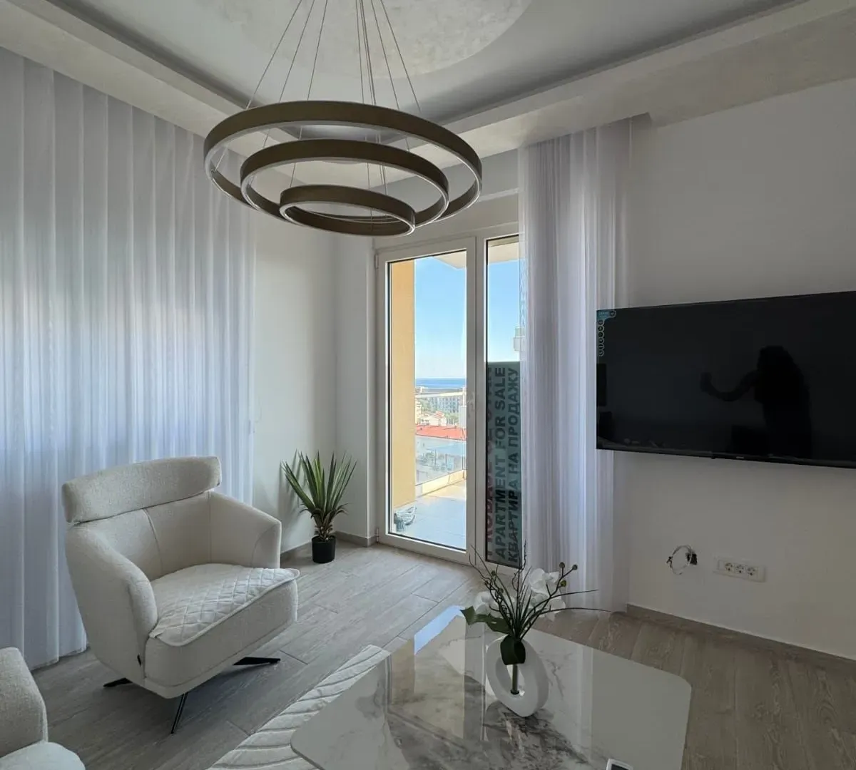 Prodaja, dvosoban stan, 74m², Bečići, Budva