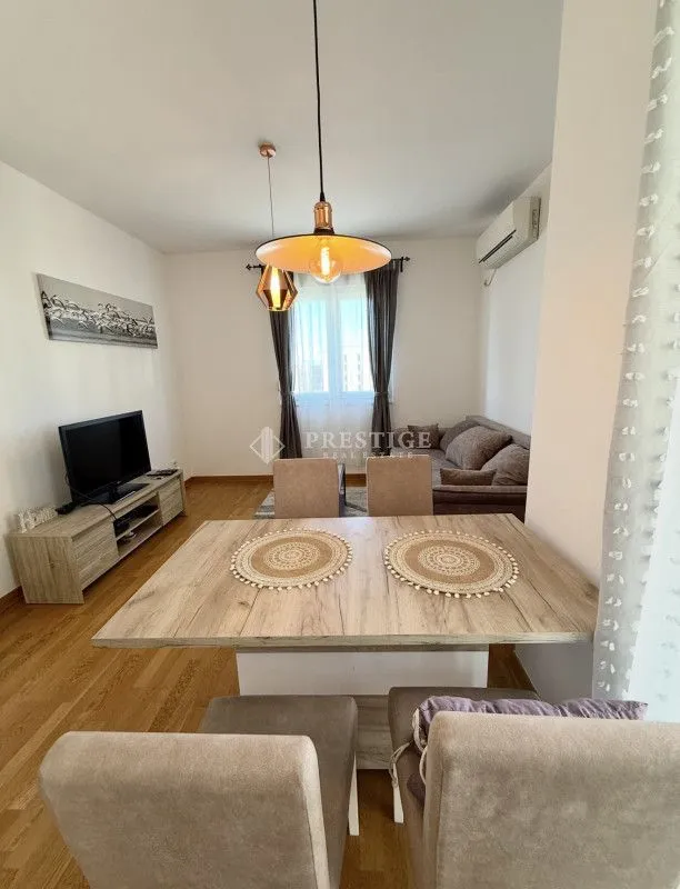 Rent, one bedroom apartment, 45m², City Kvart, Podgorica