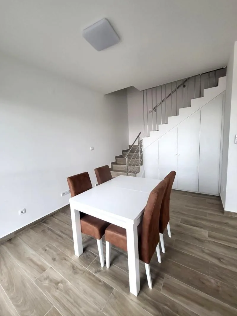 Rent, three bedroom apartment, 80m², Zemun Sve Podlokacije, Beograd
