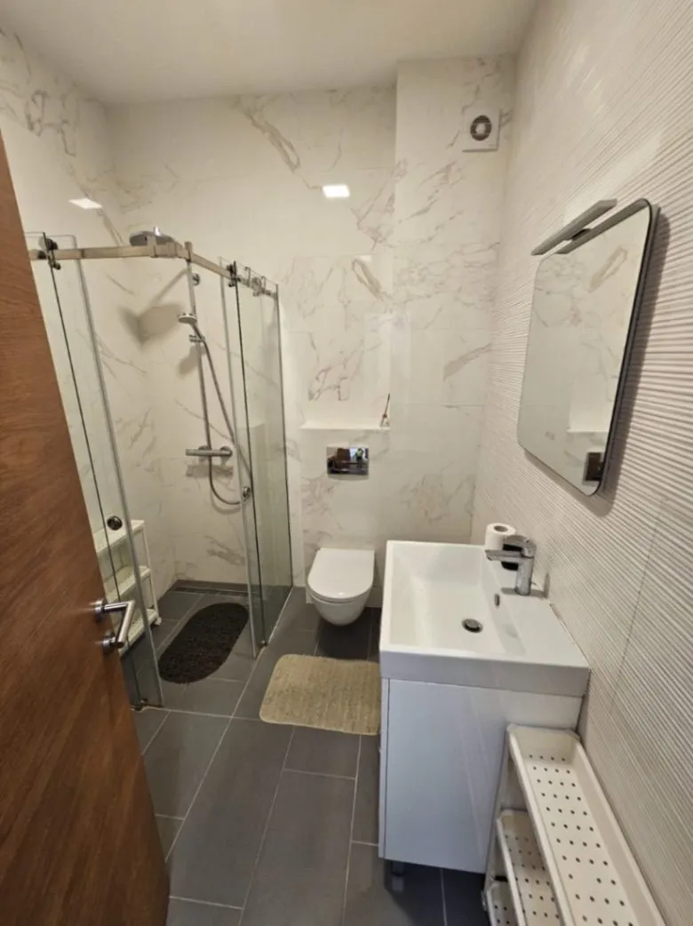 Prodaja, dvosoban stan, 73m², Budva, Crna Gora