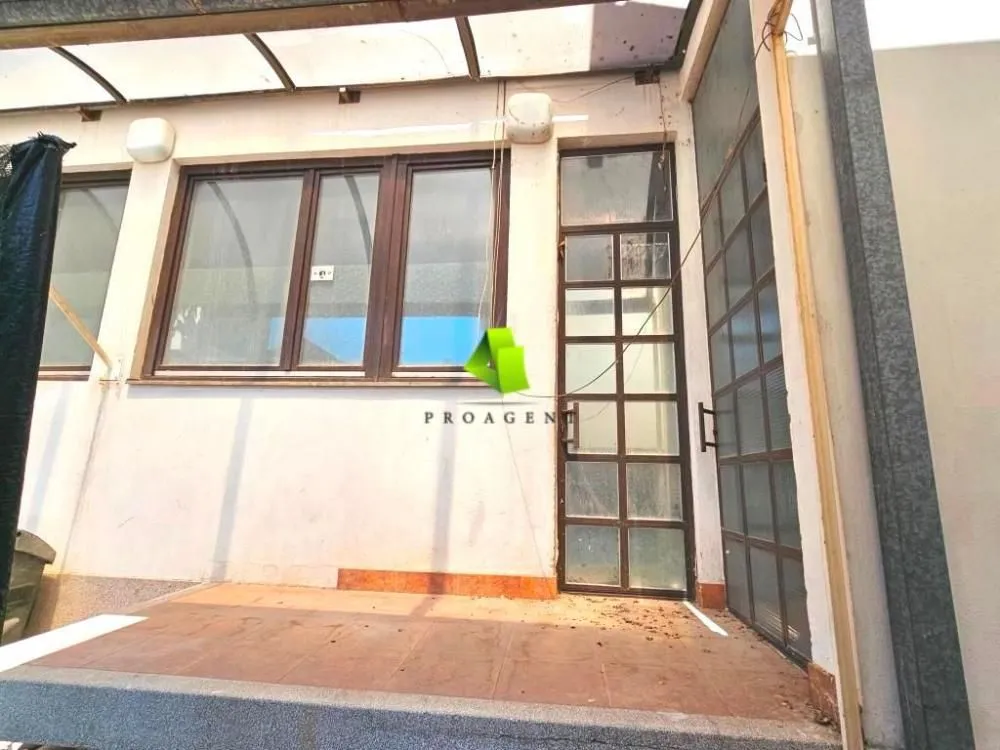 Izdavanje, poslovni prostor, 200m², Apelovac, Niš