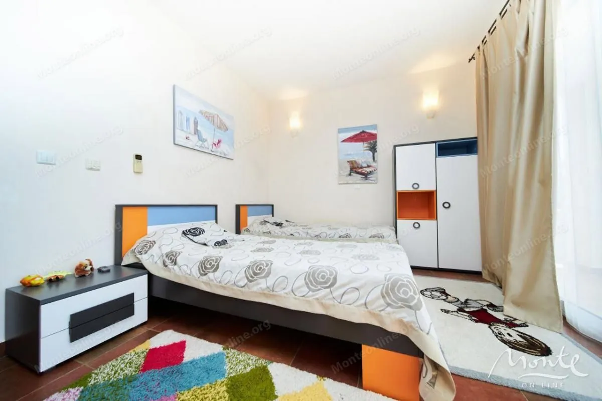 Sale, house, 495m², Bečići, Budva