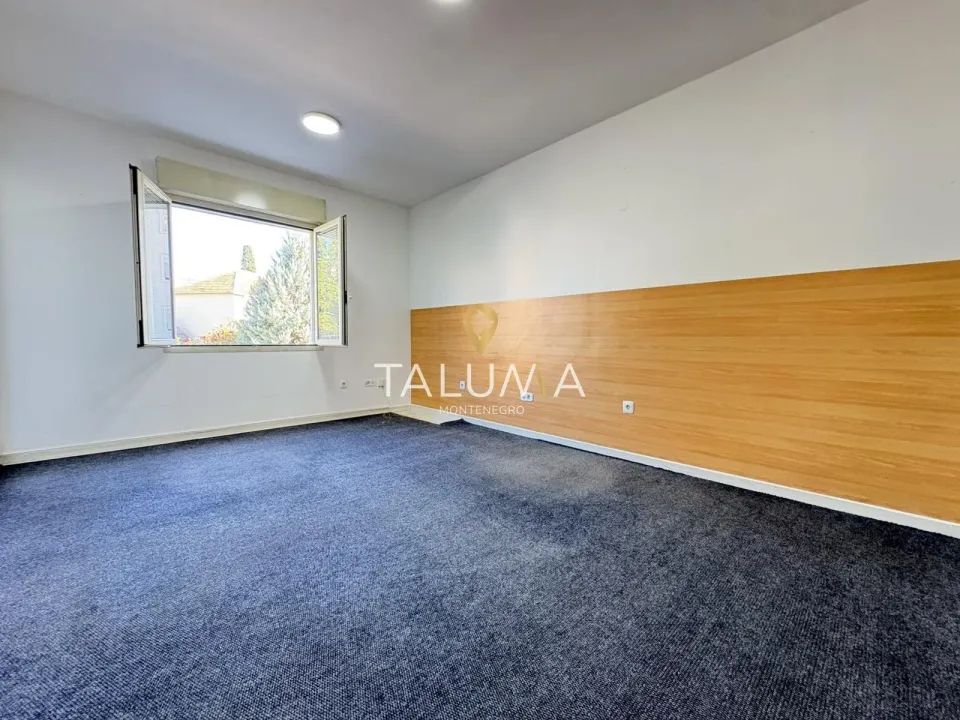 Rent, office space, 42m², Ljubović, Podgorica
