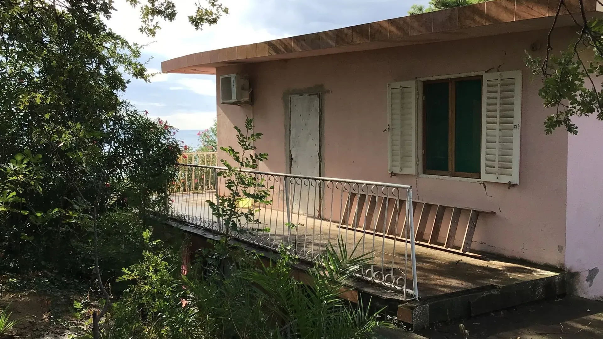 Sale, house, 260m², Sutomore, Bar