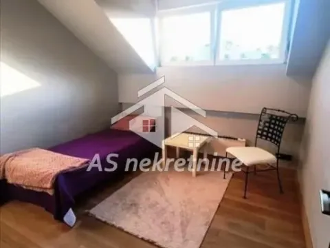 Izdavanje, četvorosoban stan, 120m², Senjak, Beograd - image 12