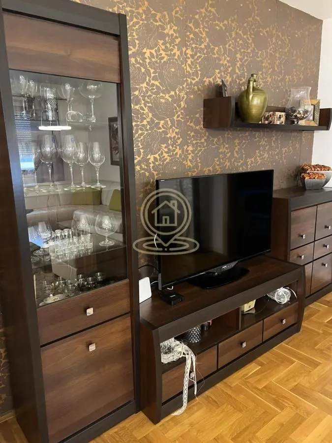 Prodaja, četvorosoban stan, 128m², Novo naselje, Novi Sad
