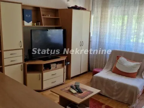 Izdavanje, garsonjera, 25m², Bulevar Oslobodjenja, Novi Sad Sve Podlokacije - image 9