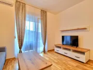 Izdavanje, jednosoban stan, 48m², Bečići, Budva - image 15