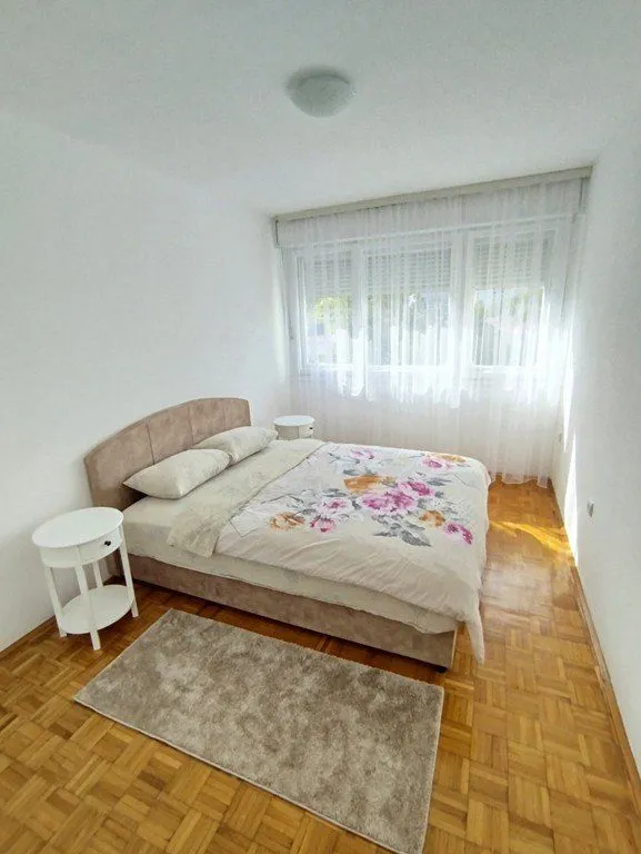 Izdavanje, dvosoban stan, 70m², Ljubović, Podgorica