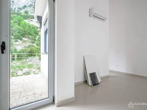 Prodaja, trosoban stan, 103m², Dobrota, Kotor - image 14