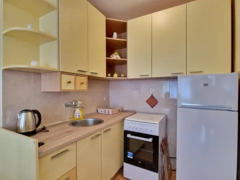 Izdavanje, jednosoban stan, 40m², Budva, Crna Gora - image 6