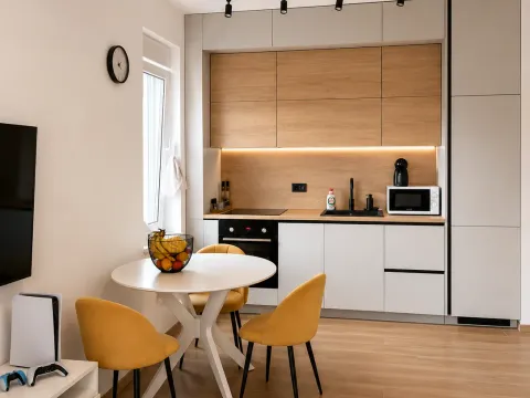 Rent, one bedroom apartment, 45m², Centar, Budva - image 3