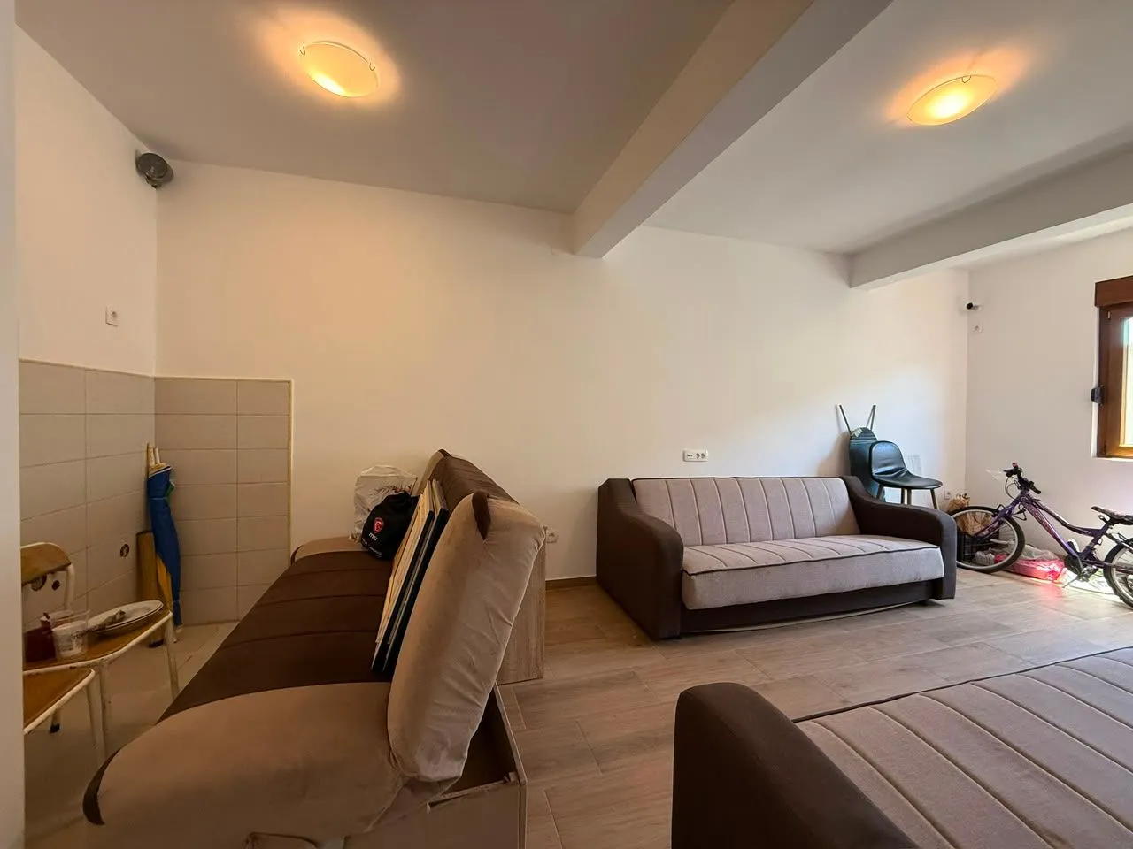 Prodaja, jednosoban stan, 40m², Podmaine, Budva