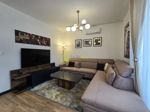 Izdavanje, dvosoban stan, 57m², Gorica C, Podgorica - image 2