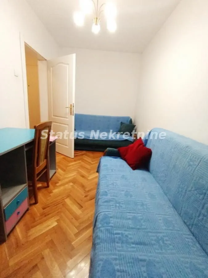 Izdavanje, dvosoban stan, 49m², Socijalno, Novi Sad Sve Podlokacije