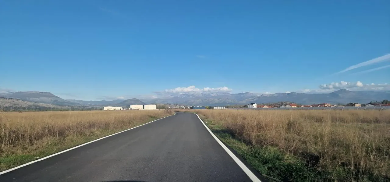 Prodaja, plac, 2706m², Donja Gorica, Podgorica