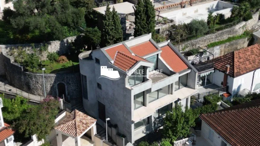 Prodaja, kuća, 264m², Herceg Novi, Crna Gora