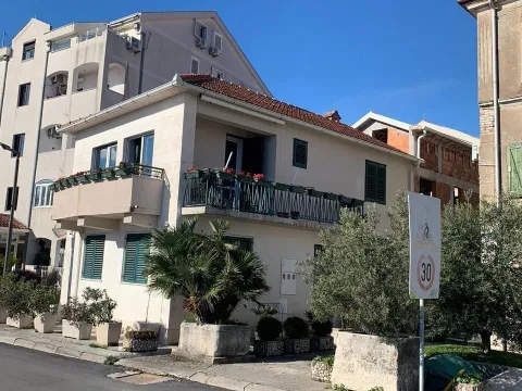Prodaja, kuća, 105m², Donja Lastva, Tivat - image 18