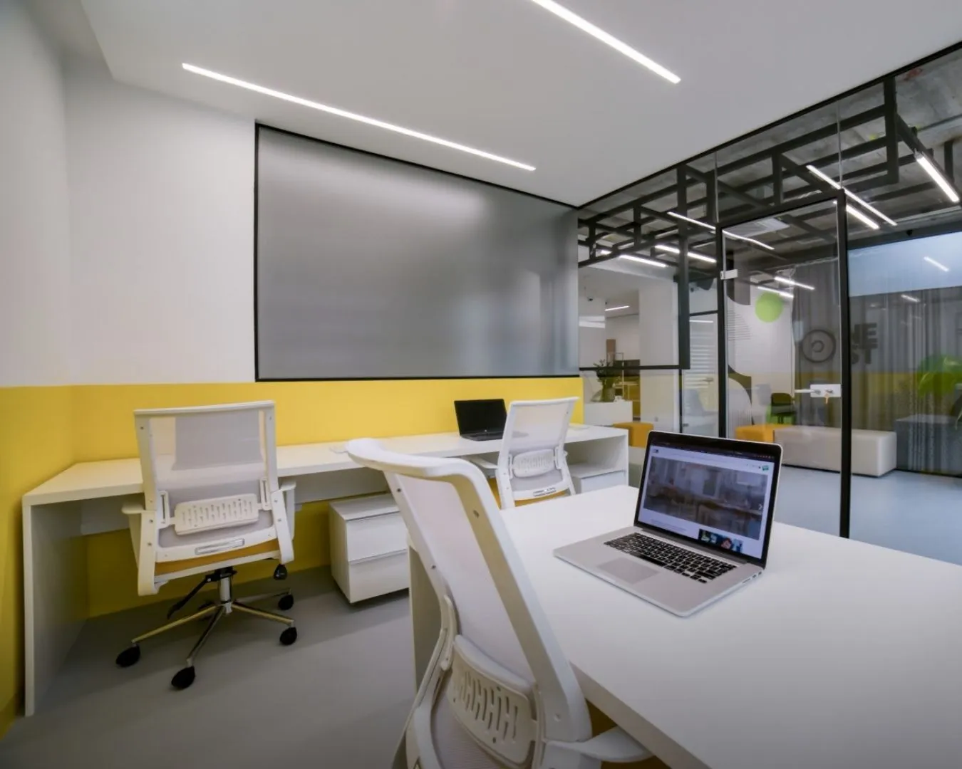 Rent, office space, 11m², City Kvart, Podgorica