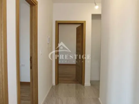 Prodaja, dvosoban stan, 77m², City Kvart, Podgorica - image 2