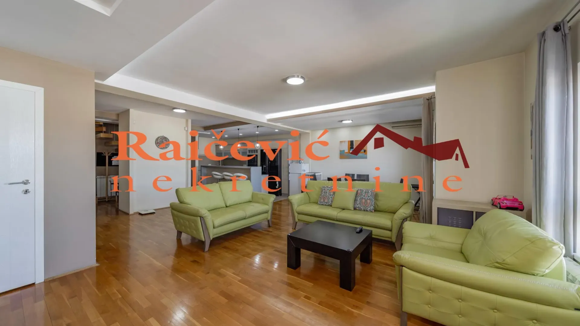 Sale, four bedroom apartment, 160m², Zvezdara Sve Podlokacije, Beograd
