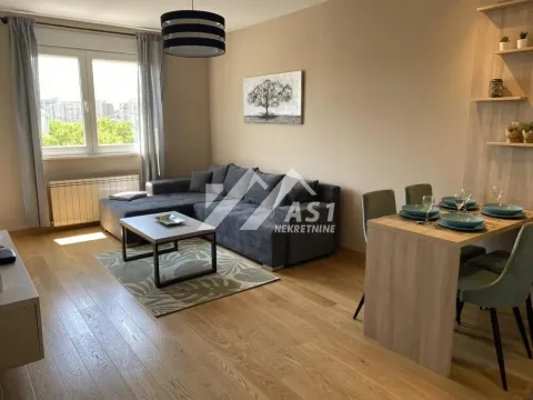 Izdavanje, jednosoban stan, 42m², Rotkvarija, Novi Sad Sve Podlokacije - image 1