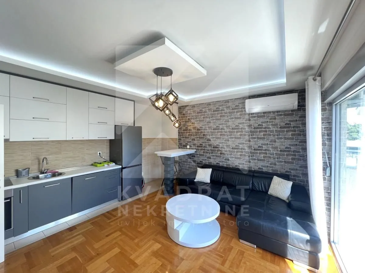 Izdavanje, jednosoban stan, 38m², Cvijetin Brijeg, Podgorica