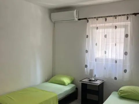 Izdavanje, kuća, 100m², Sutomore, Bar - image 3