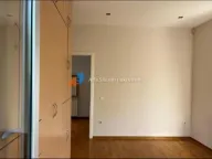 Izdavanje, kuća, 220m², Savski Venac, Beograd - image 10