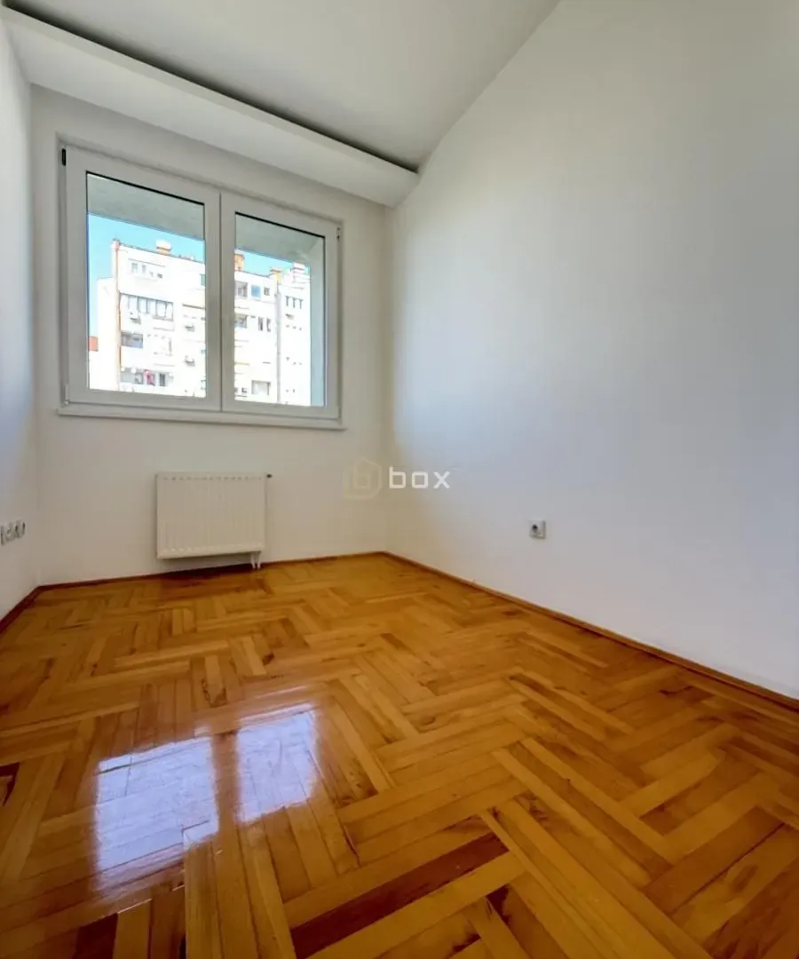 Izdavanje, dvosoban stan, 65m², Medijana, Niš