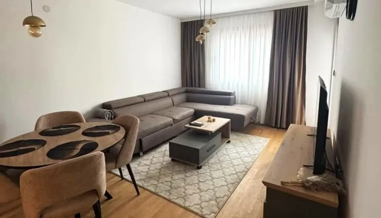 Izdavanje, stan, 40m², Stari Aerodrom, Podgorica