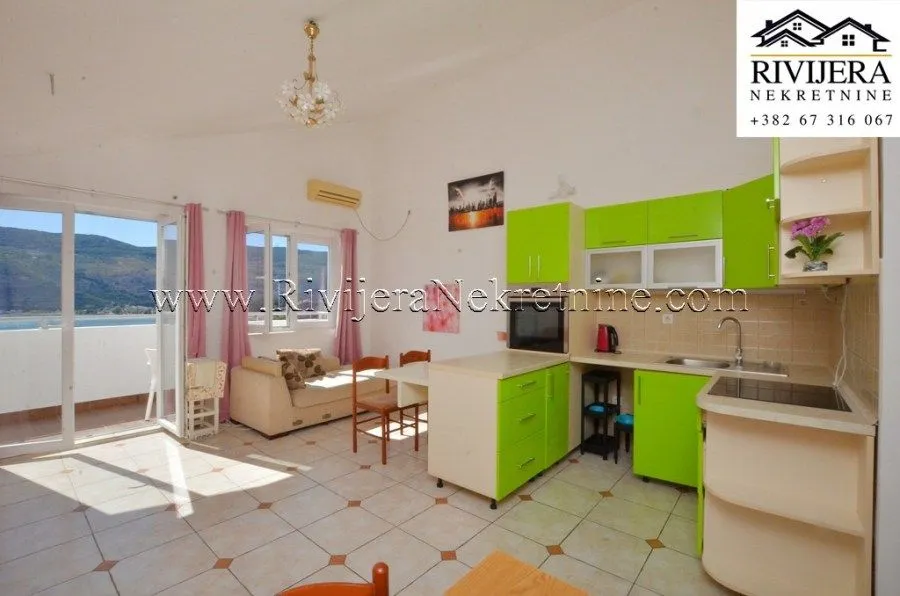 Prodaja, dvosoban stan, 64m², Topla, Herceg Novi