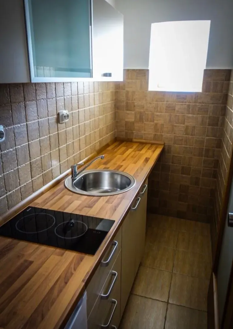 Rent, house, 80m², Centar, Cetinje