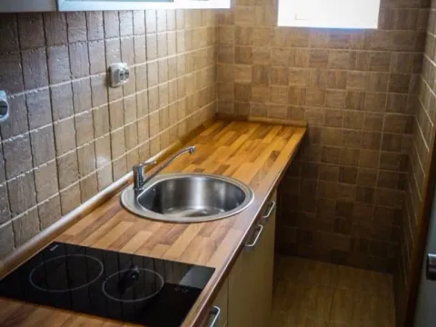 Izdavanje, kuća, 80m², Centar, Cetinje - image 7