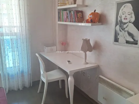 Izdavanje, trosoban stan, 88m², Preko Morače, Podgorica - image 7