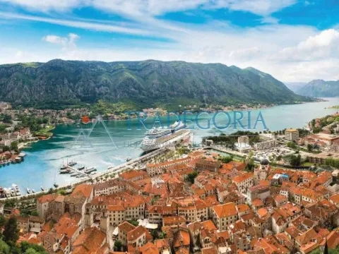 Prodaja, jednosoban stan, 51m², Prčanj, Kotor - image 3