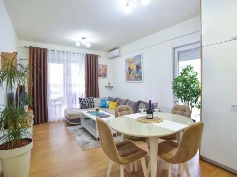 Izdavanje, jednosoban stan, 49m², Zaobilaznica, Budva - image 11