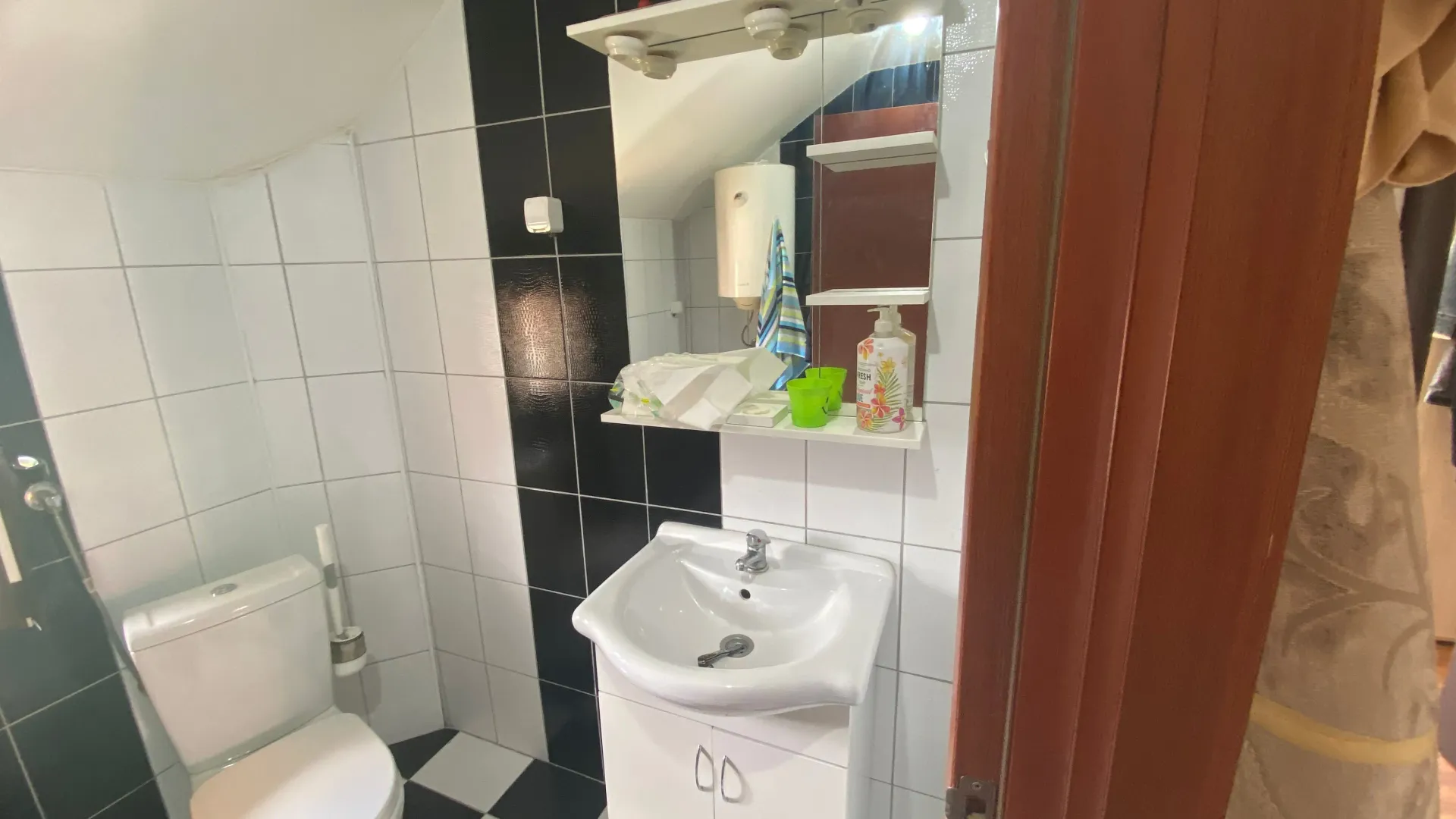 Rent, house, 85m², Zagorič, Podgorica