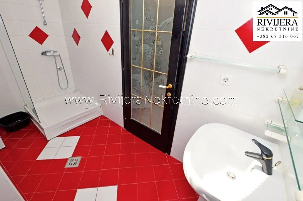 Prodaja, kuća, 131m², Centar, Herceg Novi